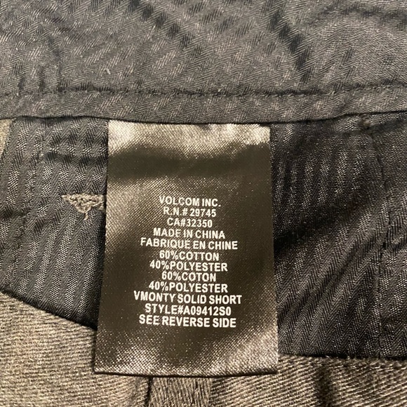 Mens Volcom Shorts - Picture 4 of 7